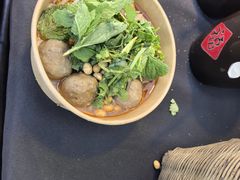 -枫叶小镇奥特莱斯