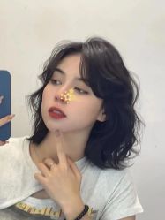 -AYO SALON