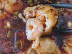 鲜虾蟹籽抄手-37号老院坝抄手(马王庙37号院店)