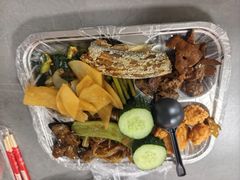 -香里香自助快餐(全安广场店)