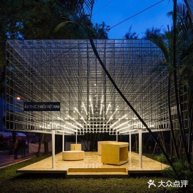 河内街头的市场 