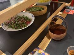 -廖掌柜·重庆鲜货火锅(上海首店)