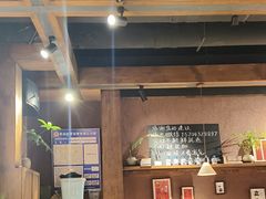 -巴卤社老火锅(财富店)