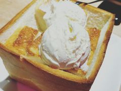珍宝蜂蜜厚多士-去茶去餐厅(中央大街店)