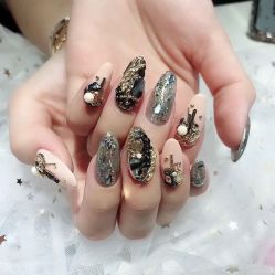 -进巍美甲