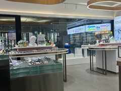 -GOOMI久米眼镜·蔡司·依视路·明月官方授权店(龙德紫金店)