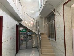 -宾朋海鲜特色美食餐厅·纯手工鲅鱼水饺(兴海路店)