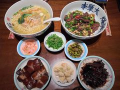 -李犟大爆鳝面·手工蟹黄包(湖滨西湖店)