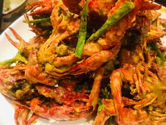 -虾弄弄海派小龙虾·牛羊蝎子火锅