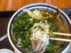 -云阿蛮云南生烫牛肉米线(奉贤路店)