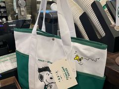 -星巴克(南宁民歌湖店)
