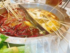 -辣八香新疆孜然串烤火锅(环球港店)