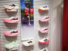 -adidas(滔搏朝阳大悦城店)