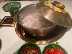 -润园四季椰子鸡火锅(卓越INTOWN店)
