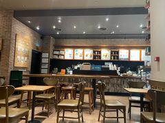 -星巴克臻选(成都来福士店)