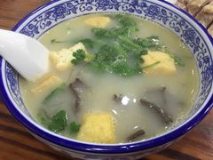 -苏生鸭血粉丝(鹿鸣路店)