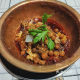 没想到是烧烤店啊氛围拉满！