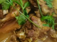 -闯关东东北农家菜(崂山石老人店)