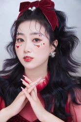 -洋洋婚纱品牌集合店