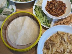 -关东小磨东北菜(上海长风大悦城店)