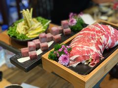 -湊湊火锅·茶憩(打浦桥日月光店)