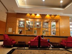 -深圳富苑皇冠假日套房酒店