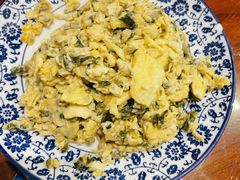 香椿苗炒鸡蛋-娄三少·老北京春饼烤鸭家常菜(方庄店)