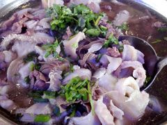 -谢老五跷脚牛肉·非遗传承店