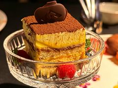 -RIVIERA 松鹤楼(外滩店)