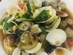 -班赞海鲜市场胖阿姨加工点