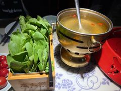 -卢大鲜鱼头捞饭(美利广场店)