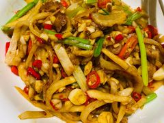 -绿草地·湘菜(7mall店)