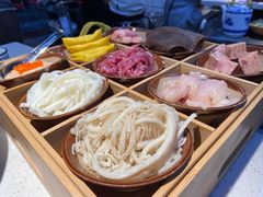 -芈重山老火锅(广州首店)