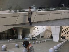-南京眼步行桥