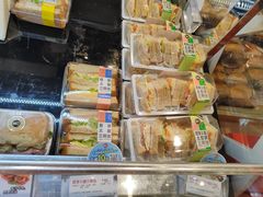 -85度C(生甜甜圈研究工坊·上海局门店)