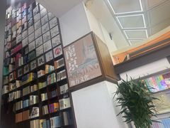 -新华书店(新街口旗舰店)