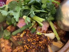 -胡须佬鸡煲四季火锅店(石厦西村直营店)