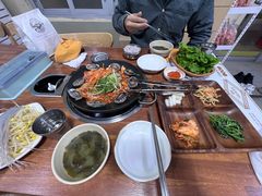 -城山辣炒黑猪肉