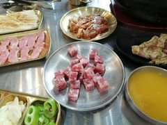 -胡悦里韩式烤肉(芝罘万达广场店)