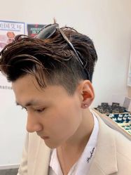 -AI艾耳·专业手工耳洞·穿孔美学馆