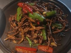 -吴越荣记苏州菜·松鼠桂鱼100%活鱼现做(斜塘老街店)