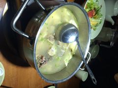 黑鸡小馆(远大路店)-黑鸡小馆(金源店)