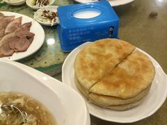 -李连贵熏肉大饼(沈阳站店)