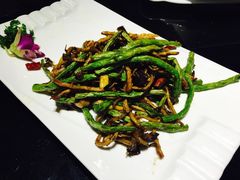 -闫府私房菜·百年鲁菜(恒隆店)