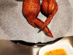 鲜虾胶酿脆皮鸡翅-港丽餐厅