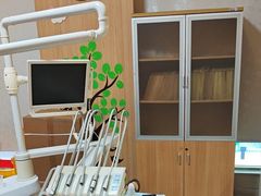-上海仁爱医院口腔科 · 种植