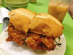 猪扒包-胜利茶餐室