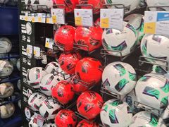 -迪卡侬(西三旗店)