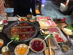 -疯狂的筷子老灶九宫格火锅
