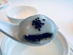 手工荠菜汤圆-扬州香格里拉·香宫中餐厅